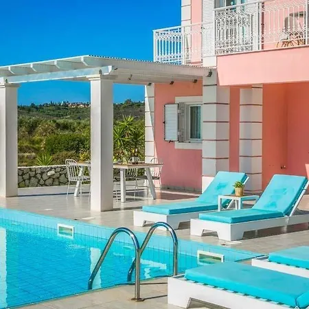 Sleeps 4 Pool Air Con Wifi Karavádhos